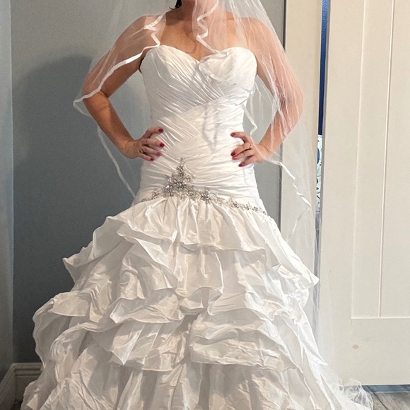 Maggie Sottero Dresses & Skirts - Maggie Sottero Wedding dress